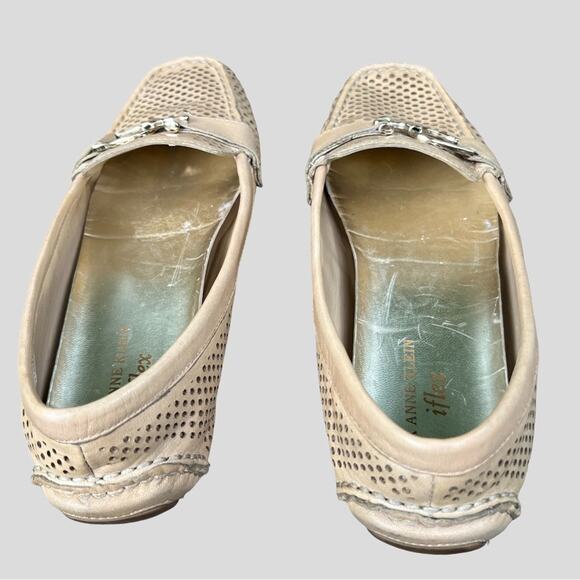 AK Anne Klein iflex Loafer Garnet Perforated Leather Slip-on Nude Size 7.5 M - Picture 9 of 13
